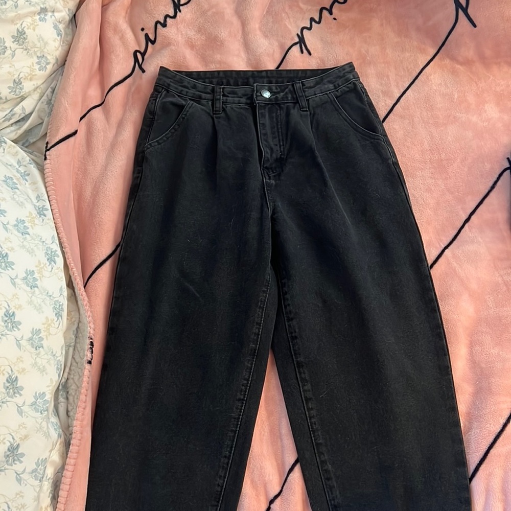 Thrifted Black Mom Jeans.